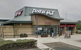 Pizza Hut birmingham restaurant From outside